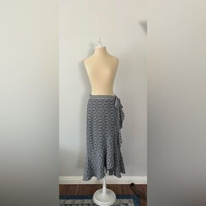 Elegant Black and White Women's Skirt